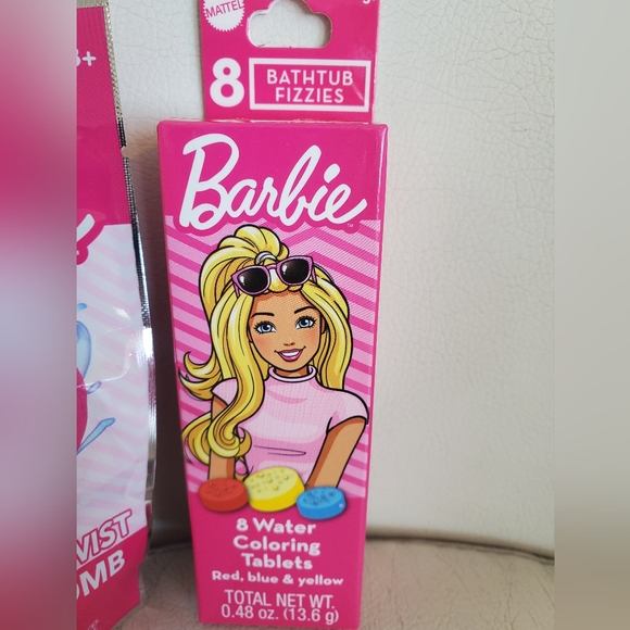 Barbie Color Twist Bath Bomb & Water Coloring Tablets - Picture 3 of 6